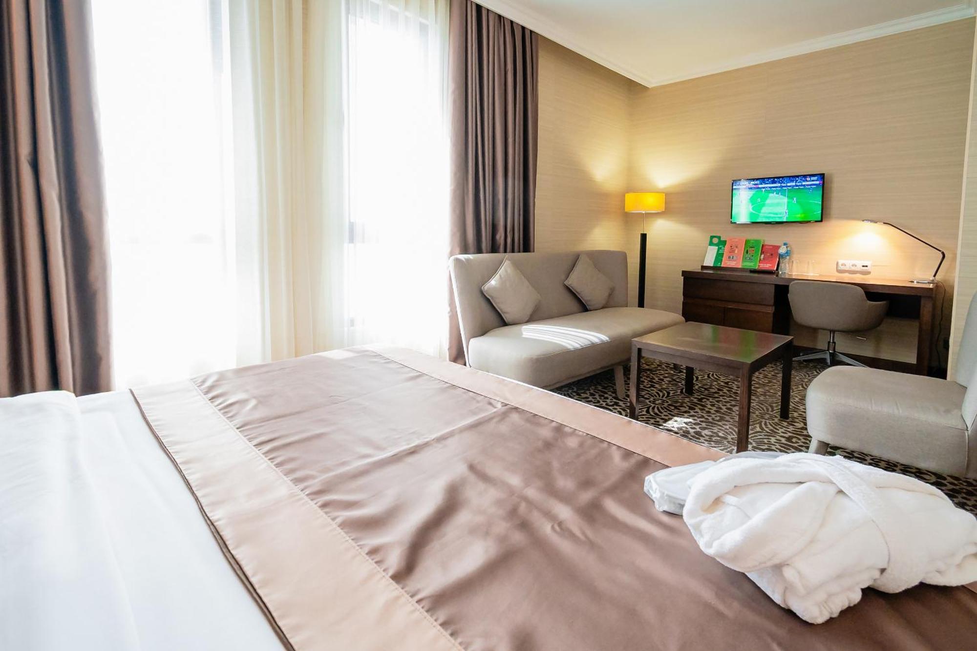 Holiday Inn Aktau By Ihg Luaran gambar
