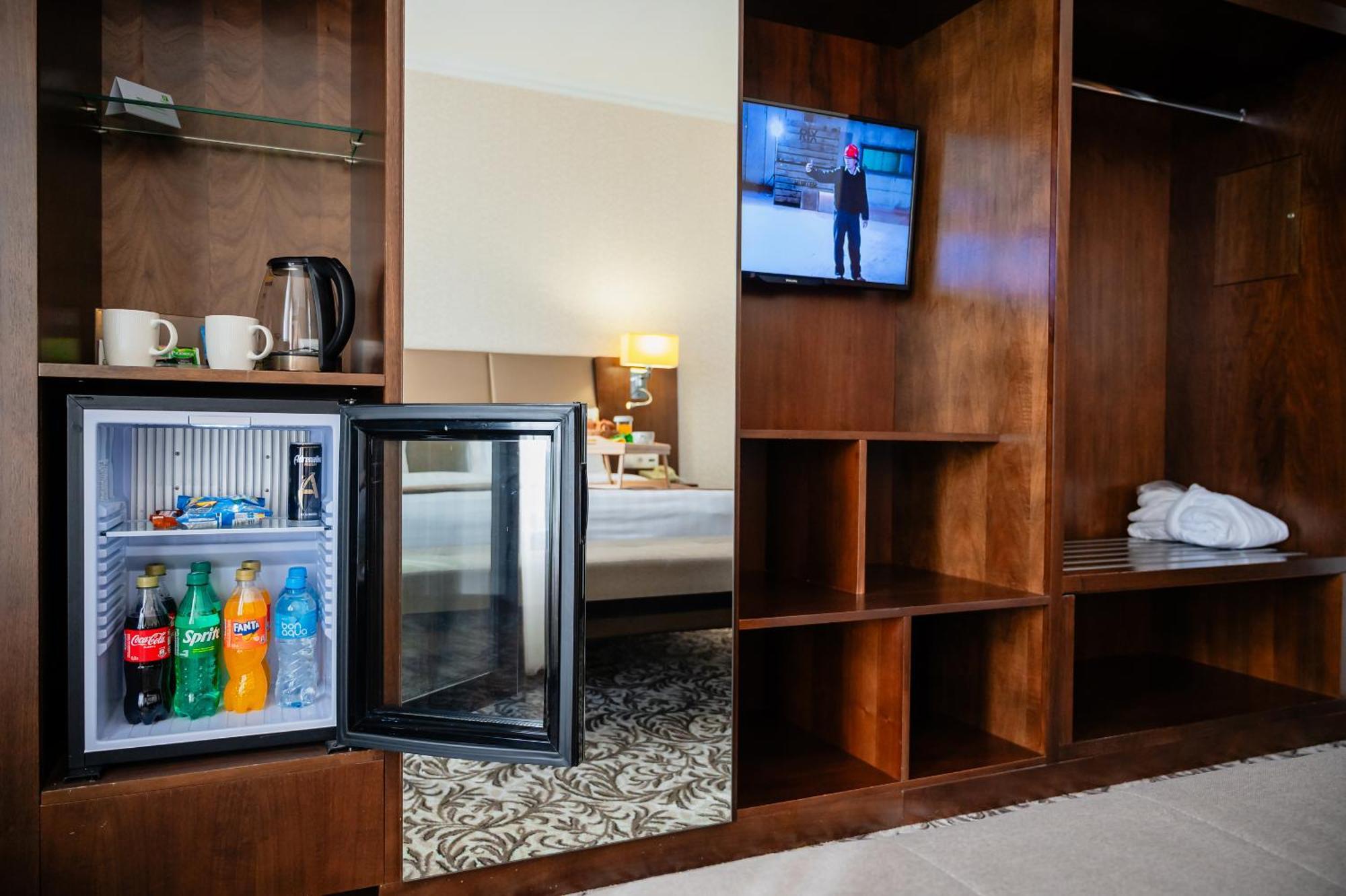 Holiday Inn Aktau By Ihg Luaran gambar