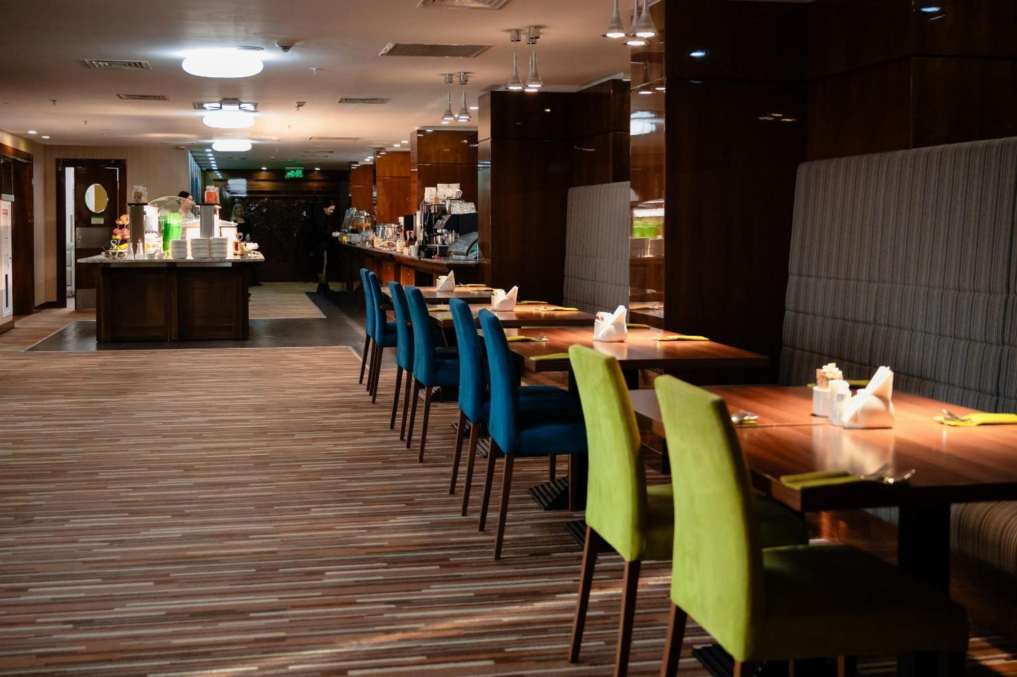 Holiday Inn Aktau By Ihg Luaran gambar