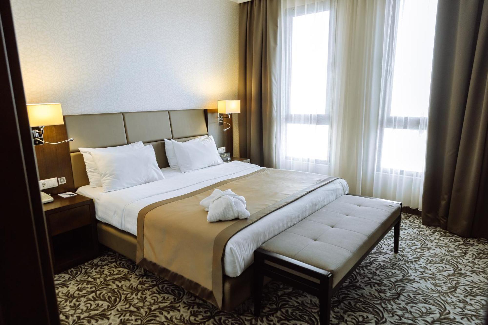 Holiday Inn Aktau By Ihg Luaran gambar