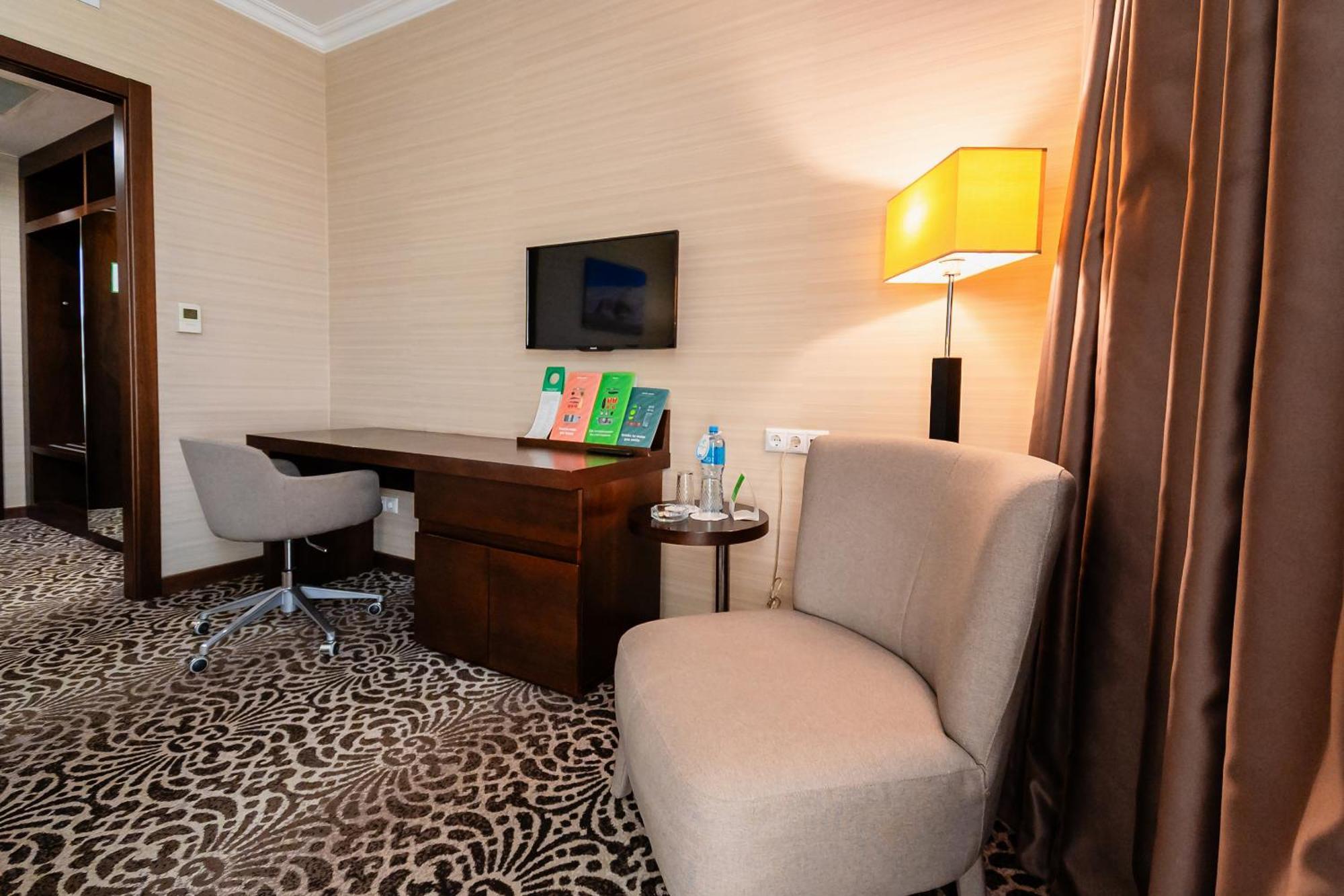 Holiday Inn Aktau By Ihg Luaran gambar